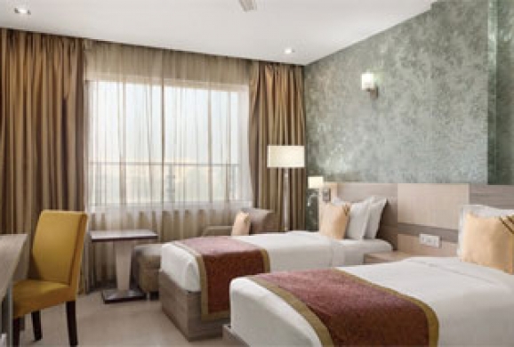 Independence-Day-Weekend-Offer-days-Hotel-Neemrana