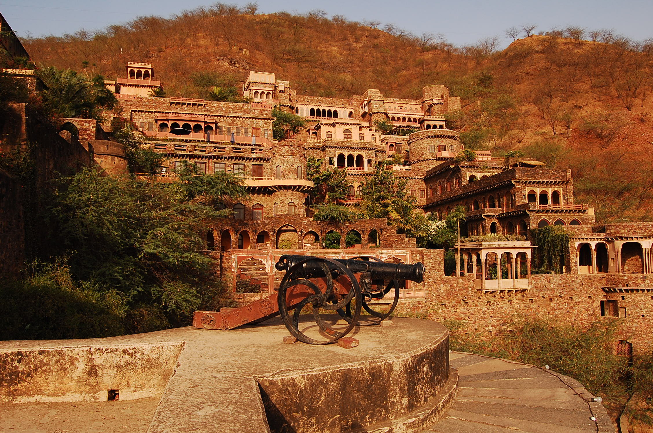 neemrana-fort