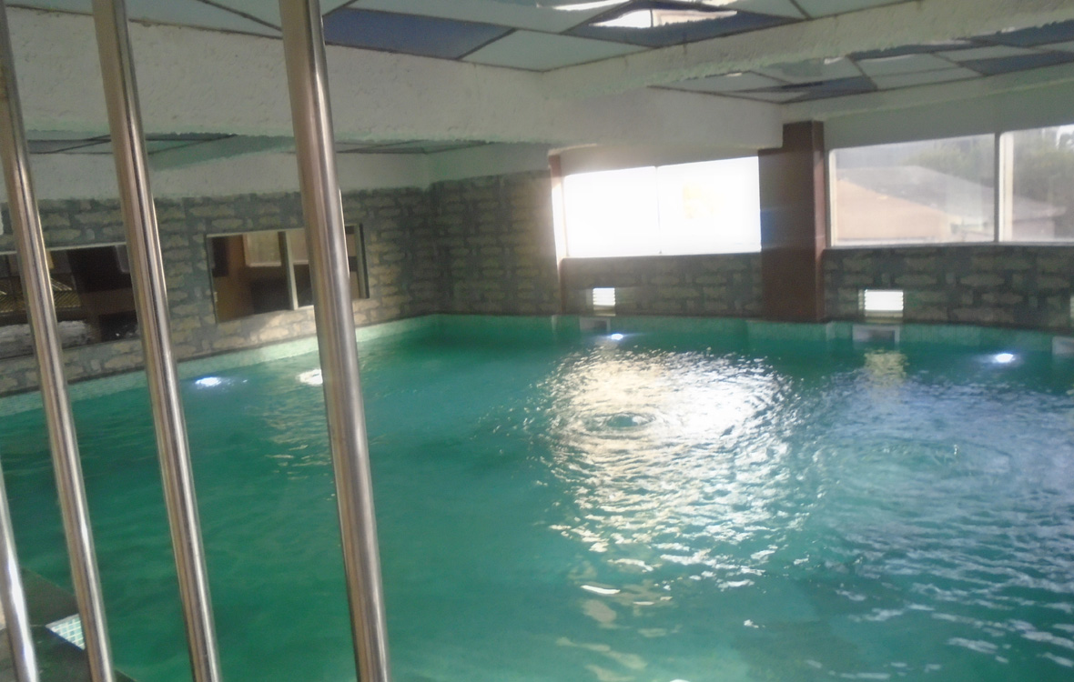 Swimming-pool-in-Neemrana